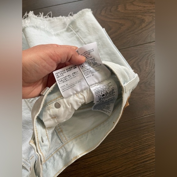 Levi’s 501 light blue wash denim 29 - Picture 4 of 6